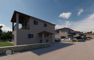 3-bedroom house 165 m² in Ližnjan for 240,000 €
