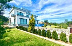 Luxury 4-bedroom villa in Alsancak, Kyrenia for 1,459,000 €