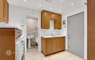 3-bedroom house 145 m² in Miami for $1,249,000
