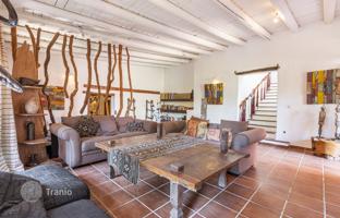 9-bedroom villa 943 m² in Benahavis for 2,395,000 €