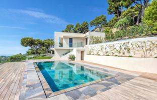 4-bedroom villa 238 m² in Roquebrune — Cap Martin for 5,950,000 €