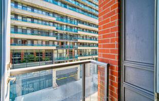 5-bedroom apartment in Sudbury Street for C$779,000