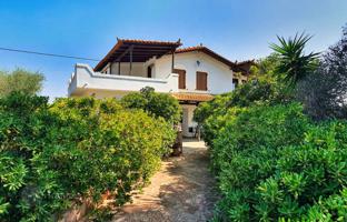 Two-storey house with a large garden in Kranidi, Peloponnese, Greece for 420,000 €