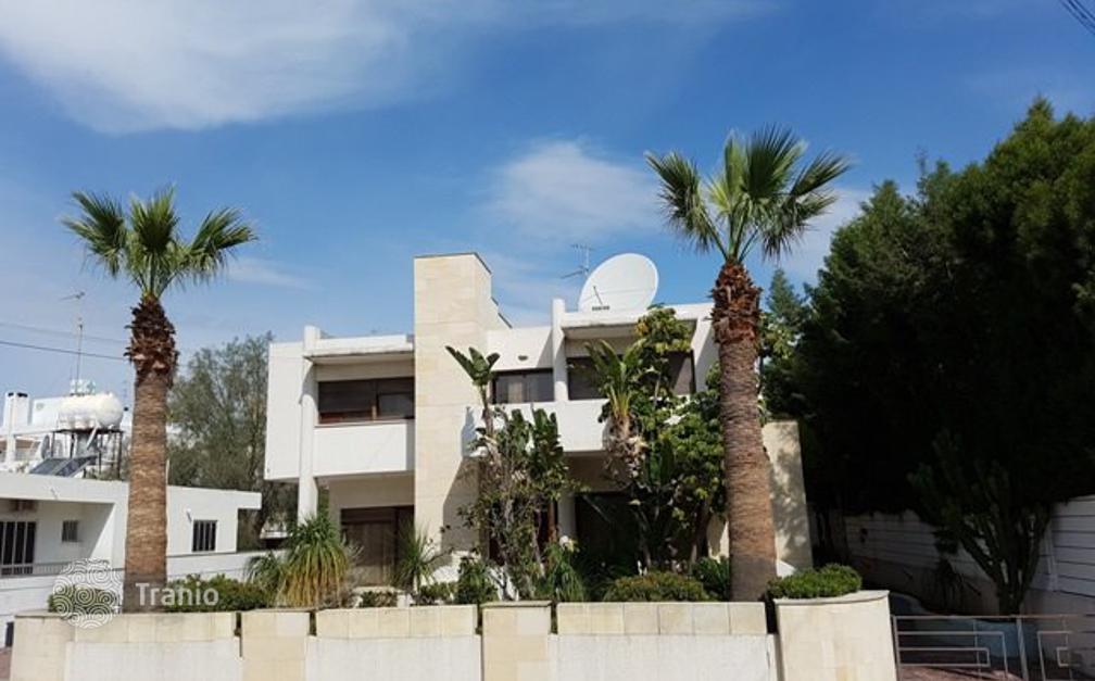 Villa for sale in Nicosia, Cyprus — listing 1731133