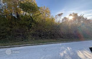 Land plot 25,111 m² in Labin for 175,000 €