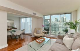 Apartment – Queens Quay West, Old Toronto, Toronto,  Ontario,   Canada for C$1,016,000