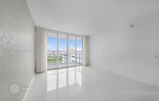 1-bedroom apartments in condo 92 m² in Doral for $390,000