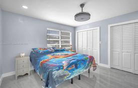 Townhome – Hollywood, Florida, USA for $675,000