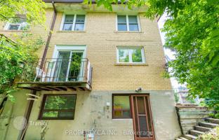 6-bedroom townhouse in North York for C$1,294,000