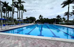 3-bedroom house 154 m² in Pembroke Pines for $480,000