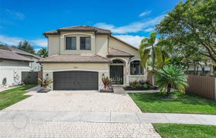 4-bedroom house 240 m² in Homestead for $780,000