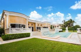 Comfortable villa with a backyard, a pool, a summer kitchen, a sitting area, terraces and a garage, Miami Beach, USA for $19,900,000