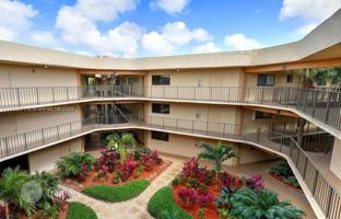 3-bedroom apartments in condo 97 m² in Miami for $345,000