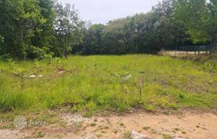 Land plot 725 m² in Vrbnik for 260,000 €
