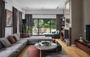 6-bedroom villa 380 m² in Eyüpsultan for 101,527,000 TRY