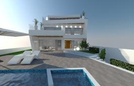 Beautiful villa with a pool, a parking and a terrace, Dehesa de Campoamor, Spain for 1,580,000 € Beautiful villa with a pool, a parking and a terrace, Dehesa de Campoamor, Spain for 1,580,000 €
