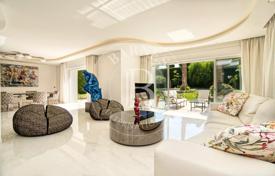 Detached house – Antibes, Côte d'Azur (French Riviera), France for 3,500,000 €
