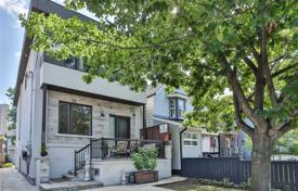 Townhome – East York, Toronto, Ontario,  Canada for C$1,659,000