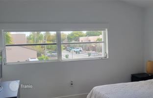 3-bedroom house 159 m² in Pembroke Pines for $520,000