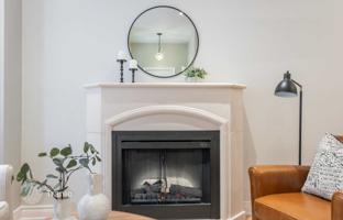 8-bedroom townhouse in North York for C$1,536,000