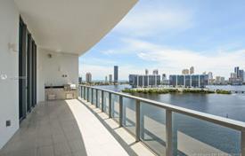 Five-room apartment with panoramic ocean views in Aventura, Florida, USA for 1,390,000 €
