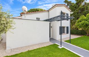 6-bedroom cottage in Port Palm Beach for 2,950,000 €
