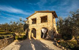 Detached house – Perugia, Umbria, Italy for 3,100 € per week