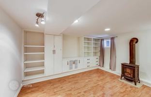 4-bedroom townhouse in Mount Pleasant Road for C$1,718,000
