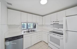 1-bedroom apartments in condo 63 m² in Miami Beach for $299,000