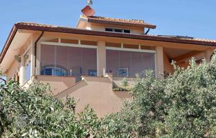 5-bedroom villa 215 m² in Rosignano Marittimo for 750,000 €