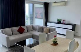 Apartment – Pattaya, Chonburi, Thailand for $214,000