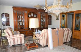 Five-room apartment with a parking in Valencia, Spain. Price on request