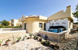 3 bedroom villa for sale in Makadi for 122,000 €
