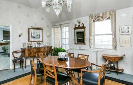 Spacious apartment with a large terrace and panoramic views of the city, in a historic full-service residence, Baltimore, USA for $1,400,000