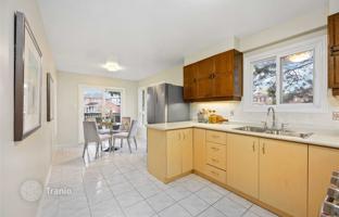 9-bedroom house in Scarborough for C$1,787,000