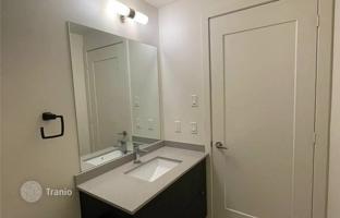 4-bedroom apartment in Richmond Street West for C$908,000
