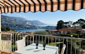 Sunny apartment with sea views in Villefranche-sur-Mer, France. Price on request