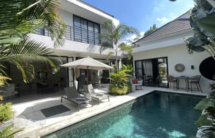 3-bedroom villa 226 m² in Tumbak Bayuh for $390,000