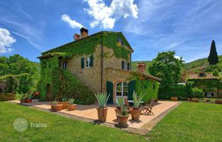 5-bedroom country house 366 m² in Cortona for 2,300,000 €