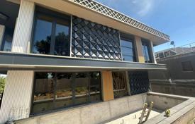7-bedroom villa 690 m² in Sarıyer for 220,388,000 TRY