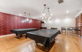 Apartment – Capreol Court, Old Toronto, Toronto,  Ontario,   Canada for C$1,137,000