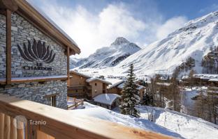 6-bedroom mansion 536 m² in Val d'Isere for 15,500,000 €