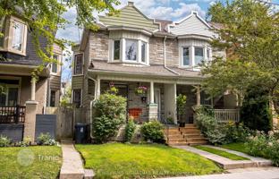 9-bedroom townhouse in Old Toronto for C$1,221,000