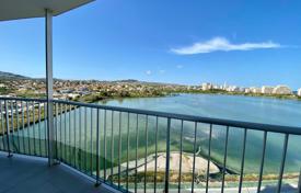 Flat overlooking the salt lakes of Calpe and only 50 metres from the beach, Spain for 160,000 €