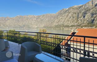 2-bedroom apartment 97 m² in Kotor city for 272,000 €