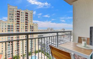 2-bedroom apartments in condo 136 m² in Miami for $540,000