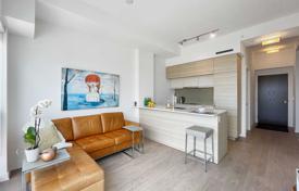 Apartment – Scott Street, Old Toronto, Toronto,  Ontario,   Canada for C$721,000