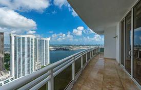 Three-bedroom penthouse on the first line from the ocean in Miami, Florida, USA for $1,600,000