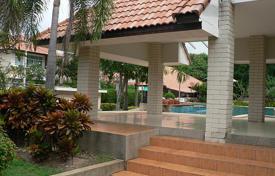 Townhome – Jomtien, Pattaya, Chonburi,  Thailand for $157,000
