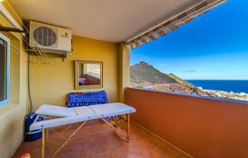 Two-bedroom penthouse with ocean views in Costa Adeje, Tenerife, Spain for 322,000 €